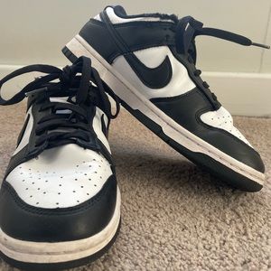 Nike Panda Dunks Women’s US Size 8